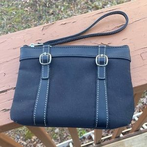 Swiss Gear black wristlet